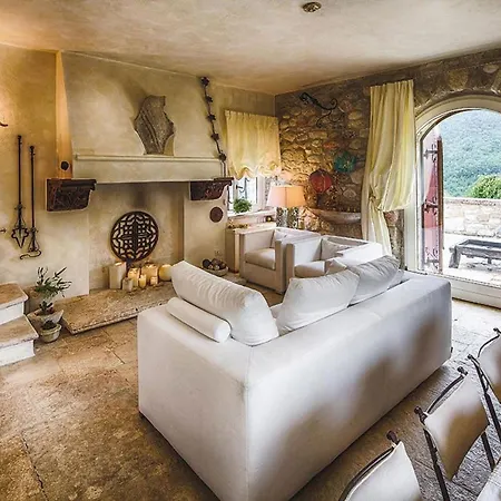 La Rocca Luxury *