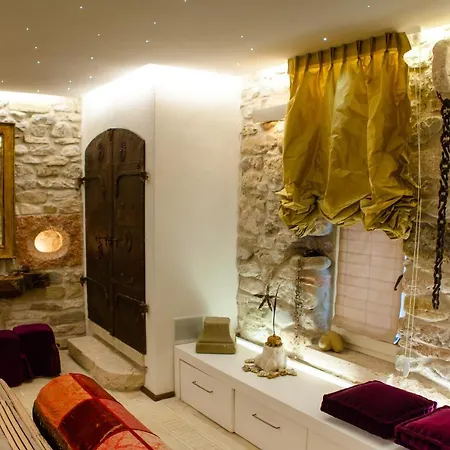 La Rocca Luxury 度假居 *